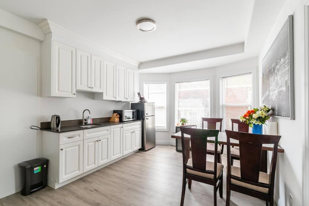 Modern House Newly Furnished 3 Mins Drive To Fall Niagara Falls Exterior foto