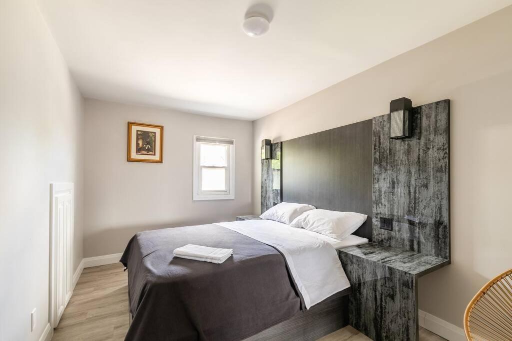 Modern House Newly Furnished 3 Mins Drive To Fall Niagara Falls Exterior foto