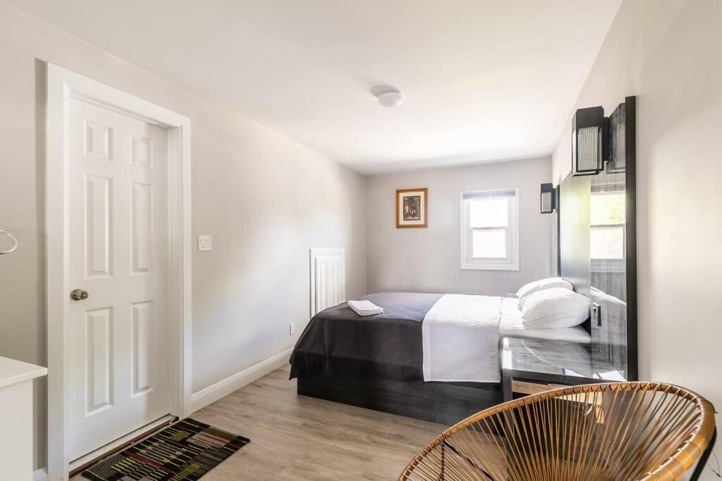 Modern House Newly Furnished 3 Mins Drive To Fall Niagara Falls Exterior foto